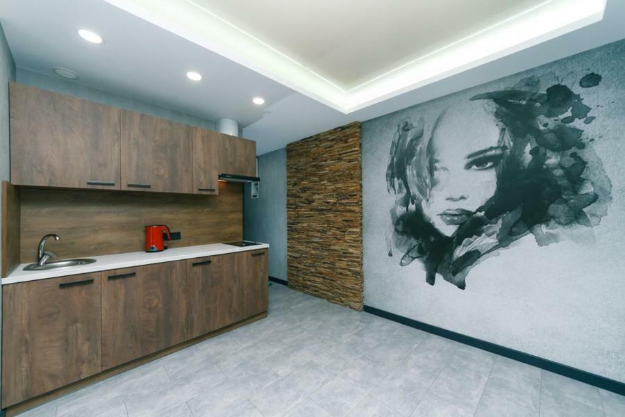 Hotrent City Kyiv Exterior photo